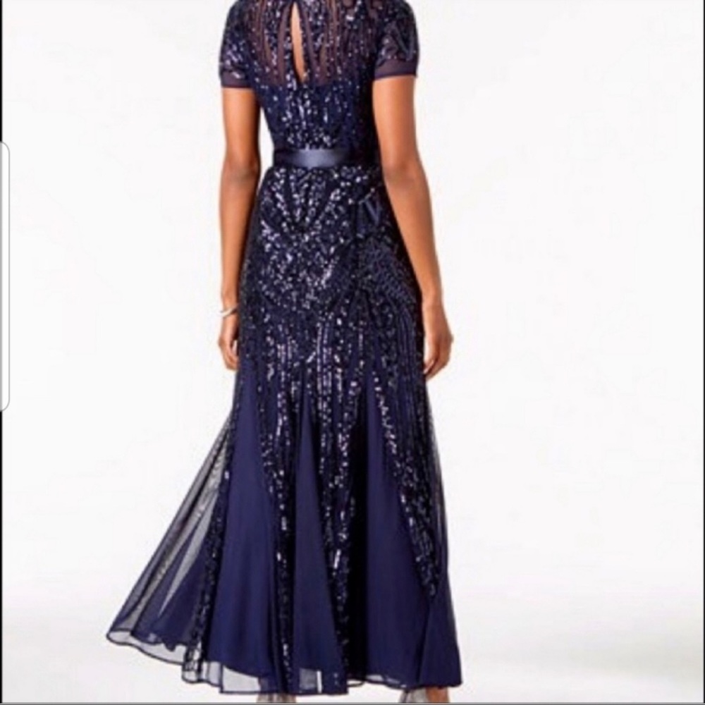 Gorgeous R & M Richard’s Formal Sequins Navy Dress size 14